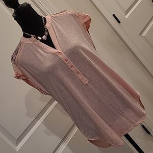 No Boundaries sz LG(11-12) lace trimmed top